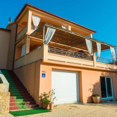 Apartments Villa Kristina Supetarska Draga Ngoại thất bức ảnh